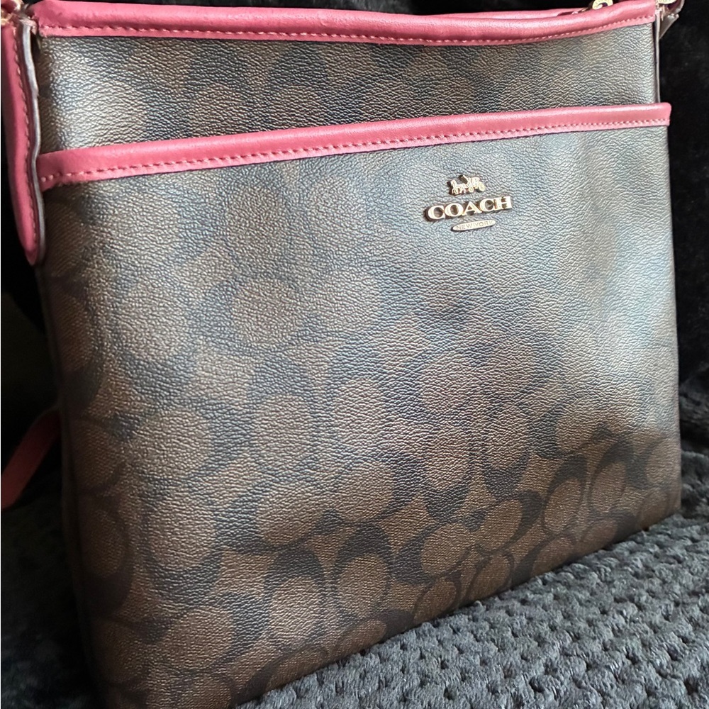 Coach Signature Brown and Pink Crossbody Bag - Picture 2 of 14
